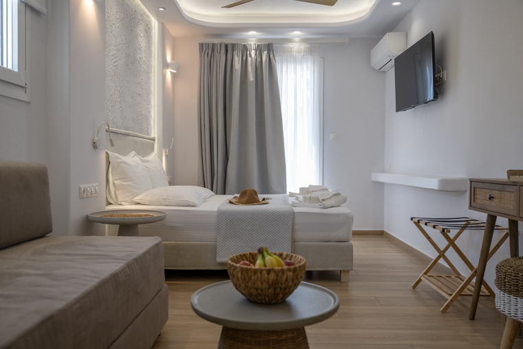 Valetta Inn, Naxos Island Greece